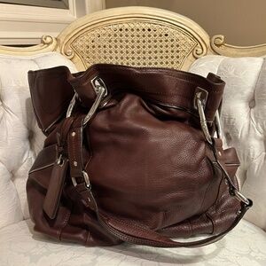 Leather handbag